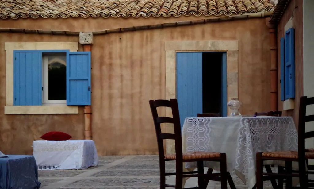 Villa Terramater à Noto Séjour à la ferme